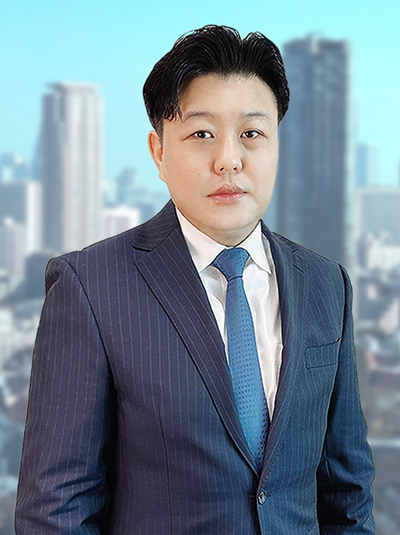 Kim Dong Woo, President